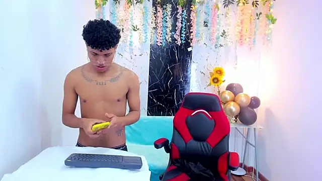 iaan_commerford – webcam-show