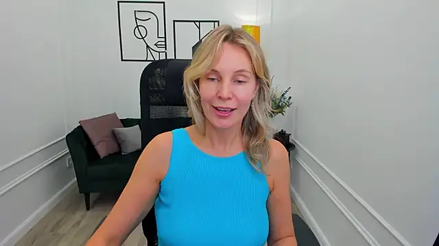 Sinty_Devis 即時 XXX 聊天