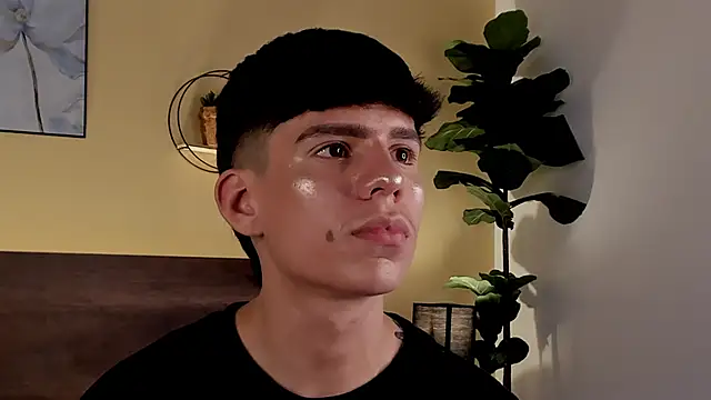 Angel_eros_: онлайн-секс-чат