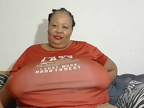 nancy111 即時 XXX 聊天