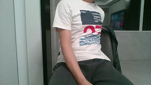 Chat XXX ao vivo de nole_china7