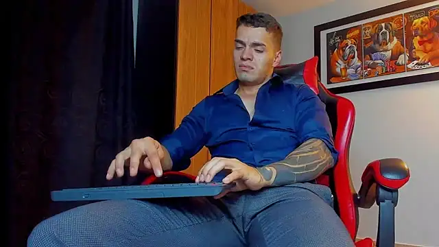 ALPHA_DOMINUS_n Live XXX chat