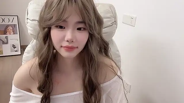 suki-1 Live XXX-Chat