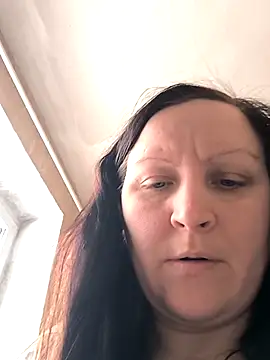 دردشة Milla-23 الجنسية المباشرة