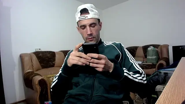 I_like_older_menn élő XXX-chatje