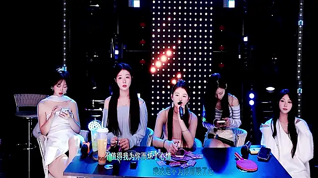 ZZ00033SのライブXXXチャット