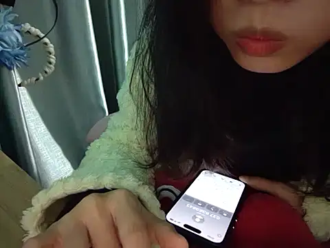 Czat XXX na żywo – Ly-ny