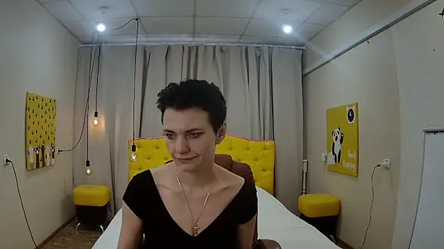 AvaSaturnian: απευθείας συνομιλία ΧΧΧ