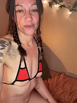 Chat XXX ao vivo de DesertLuxe