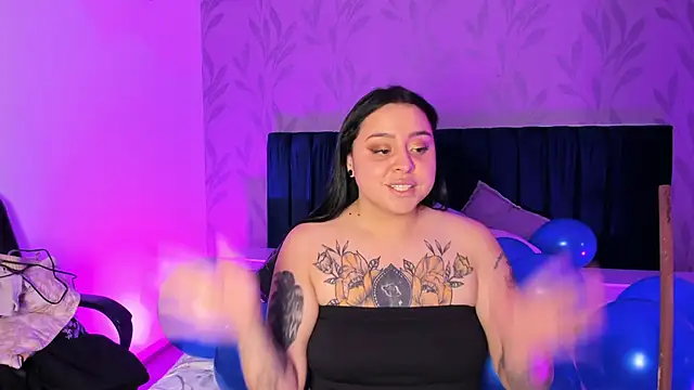 SaaradaのライブXXXチャット