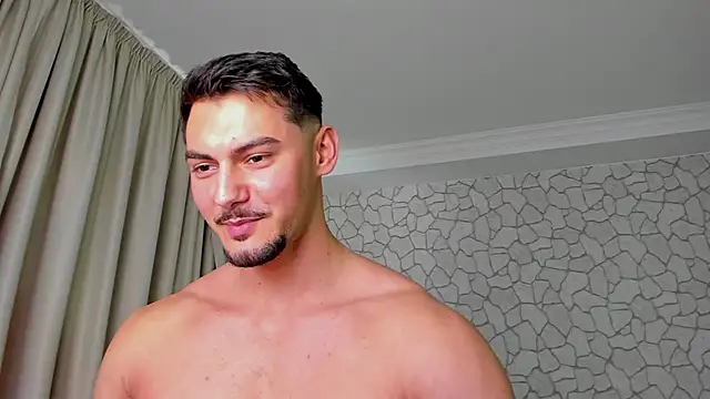 Chat +18 de ClintMasters ao vivo