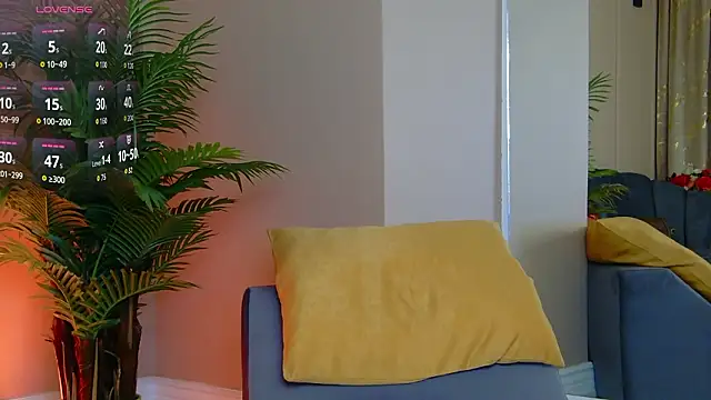 Avril_Cyrus Live XXX-Chat