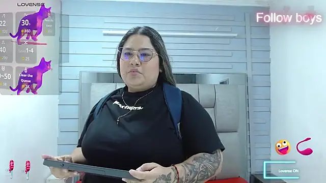 Chatroom XXX en direct de evelin_zaens