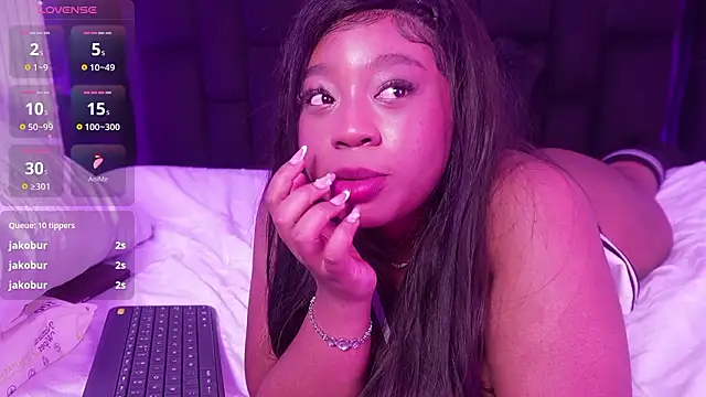 ailynBlaze's Live XXX Chat