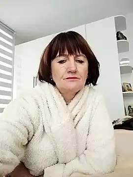 Hot-Tina Live XXX Chat