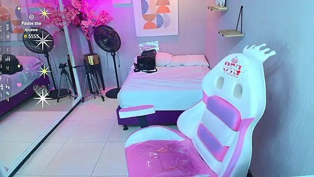 Maggy_t18 Live XXX Chat