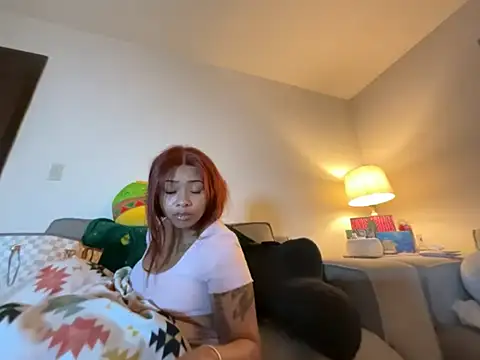 GoddessFatPuss' Live XXX Chat