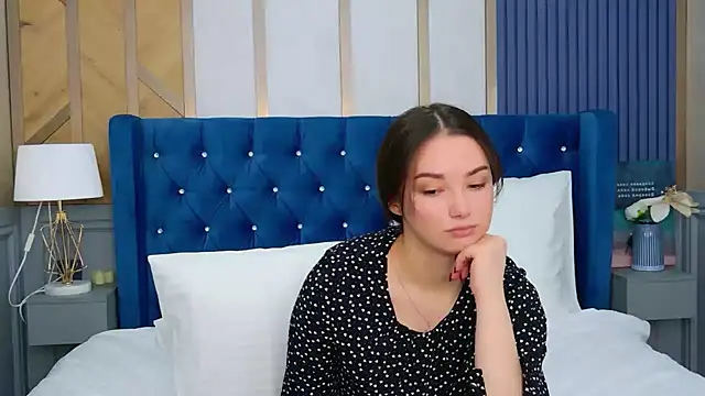 Amber_Bond Live XXX Chat