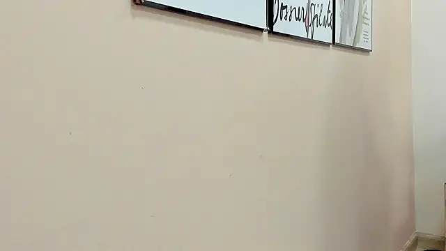 Онлайн чат XXX zenda_bianchi