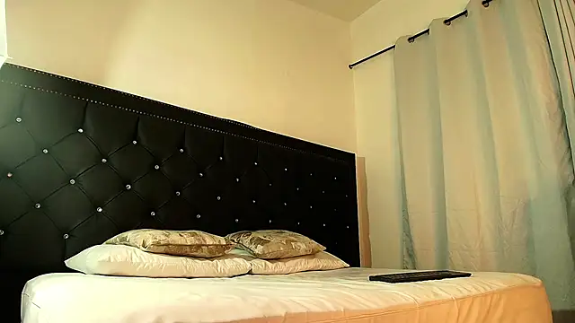 LucasBeaumont's Live XXX Chat