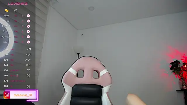 meedussa_20_ Live XXX Chat