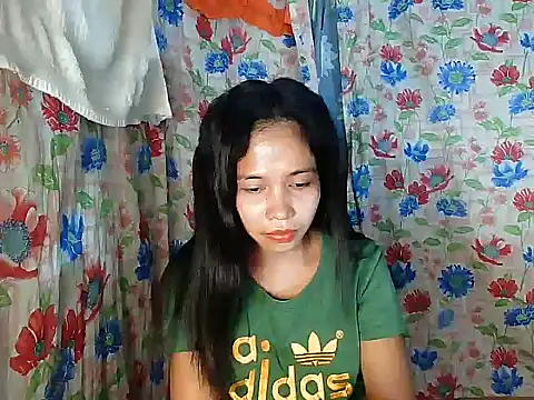 PinaySkinnyGirl Live XXX Chat