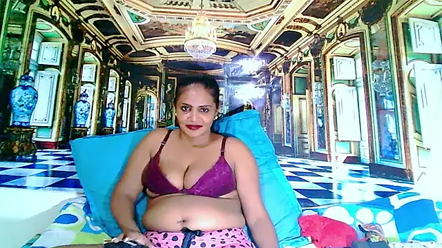 Онлайн чат XXX Luciousindian69