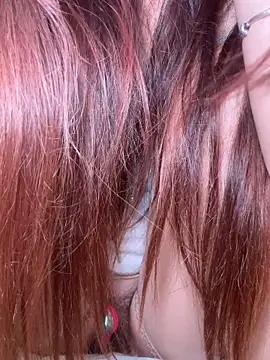 luna-sisi live XXX chat