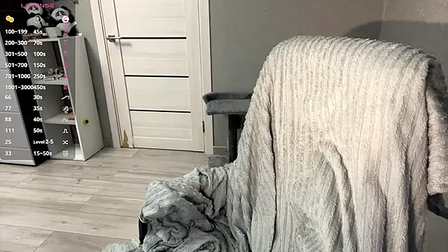 TomiRodenberg Live XXX Chat