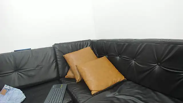 KiaraBlack_01 라이브 XXX 채팅