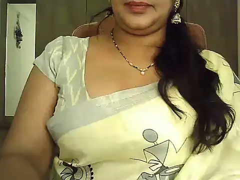 Chatroom XXX en direct de Spandana_Sweety