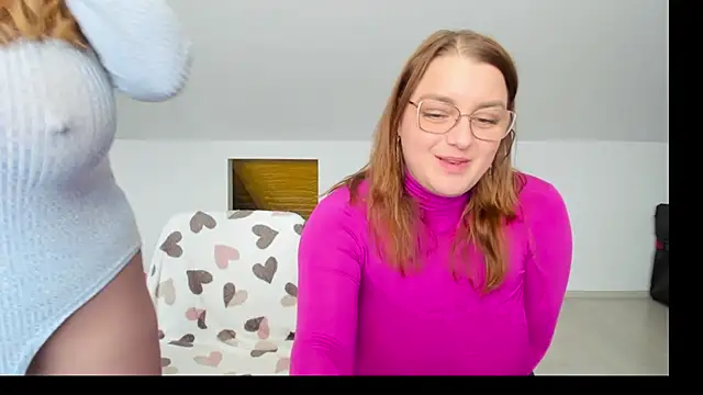 LIVYA's Live XXX Chat