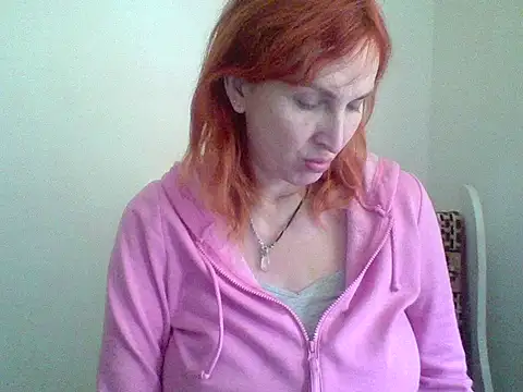 MssAngela: απευθείας συνομιλία ΧΧΧ