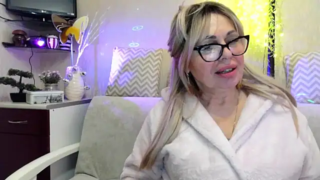 Chatroom XXX en direct de SusieNoreen