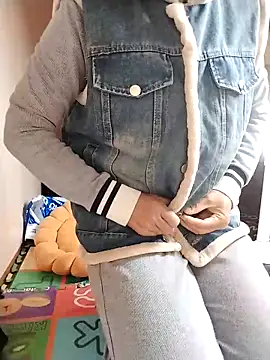 milk_babyy's Live XXX Chat