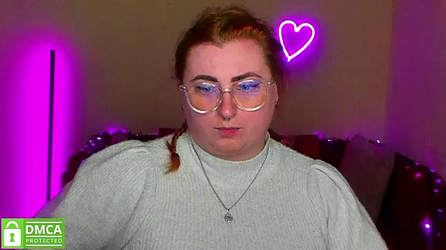 Chat +18 de Alicia_love00 ao vivo