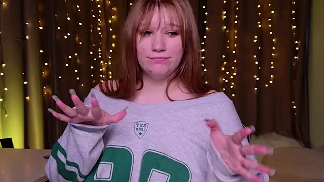 Morvelyn 现场XXX聊天