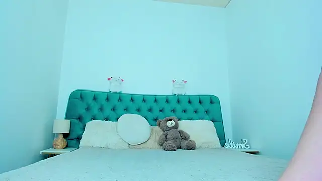 Chat +18 de Litttle_miss_ ao vivo