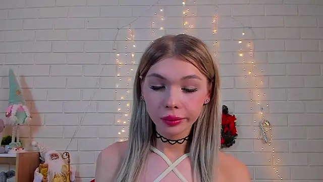 Blondy_Fina's Live XXX Chat