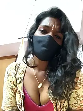 Chatroom XXX en direct de Honey_rosetamil