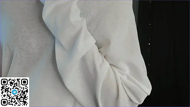 VelvetRisque Live XXX Chat