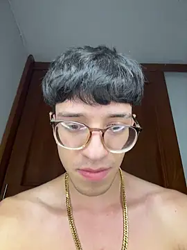 ArthurDavies_ Chat XXX live