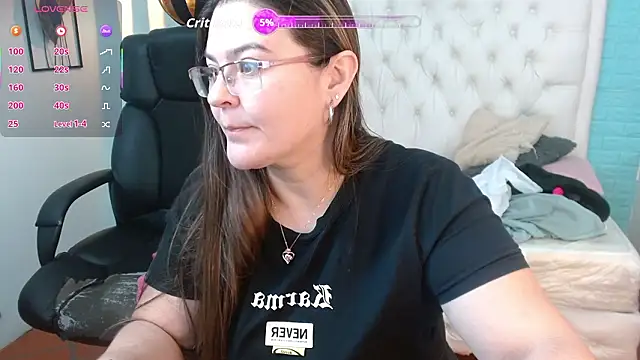 MsJossie 라이브 XXX 채팅