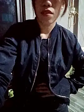 nhinhi-sexy Adlı Modelin Canlı XXX Sohbeti