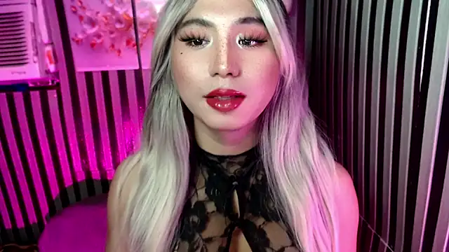 HoresCOCKLUCY Show in webcam