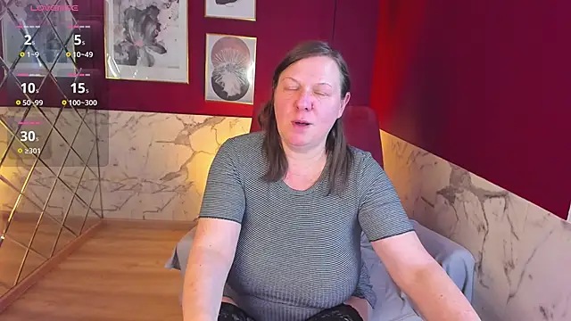 KellyPerfection: онлайн-секс-чат