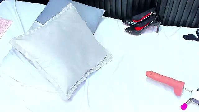 LolyYunno's Live XXX Chat