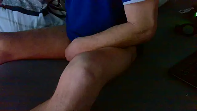 T0Yforeskin Live XXX-Chat