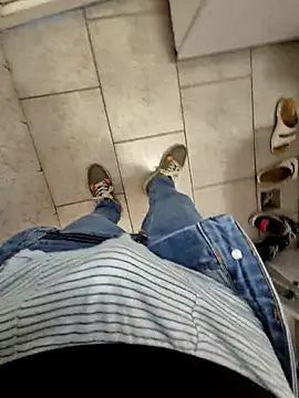 vali23 webkamerás műsora