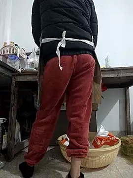 Chat XXX en directo de Haralushiaaa